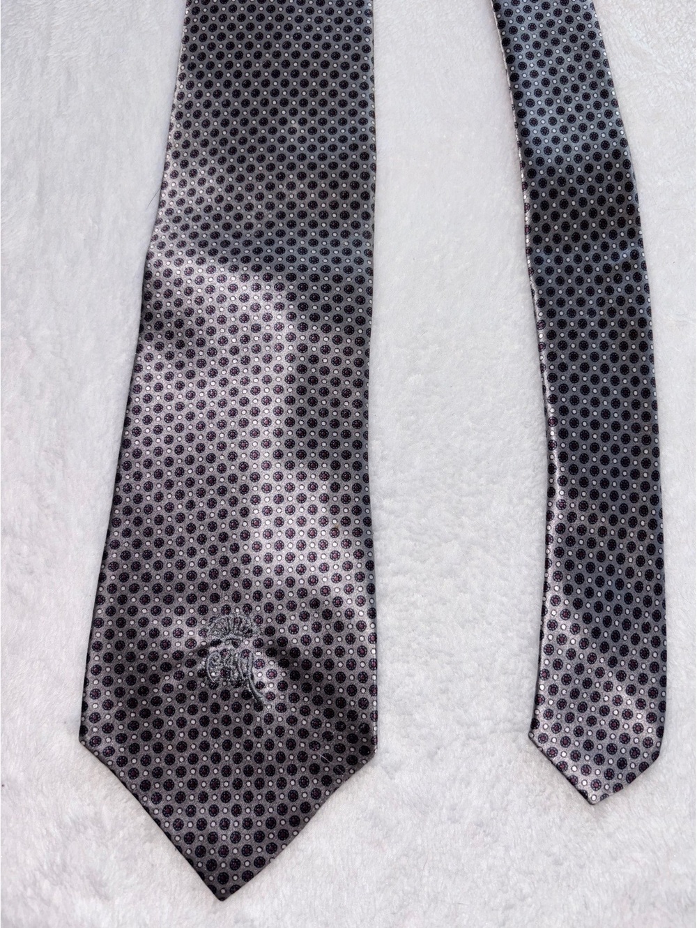 Vintage Countess Mara New York Sistine Satin Silk Tie Silver Burgundy Geometric